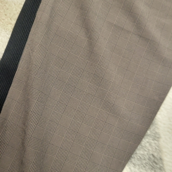 Athleta Brooklyn Ankle Pant Plaid Brown Size 10 - Picture 7 of 11